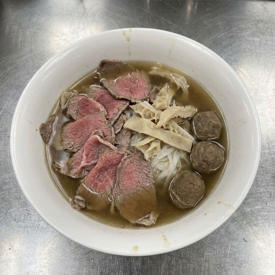 Pho Tai, Sach, Bo Vien