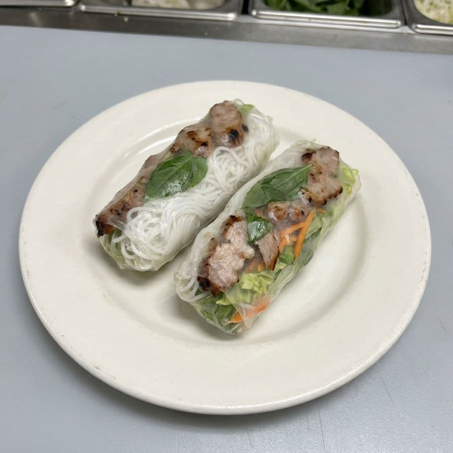 Grilled Pork Fresh Rolls / Goi Cuon Thit Heo Nuong (2 Rolls)