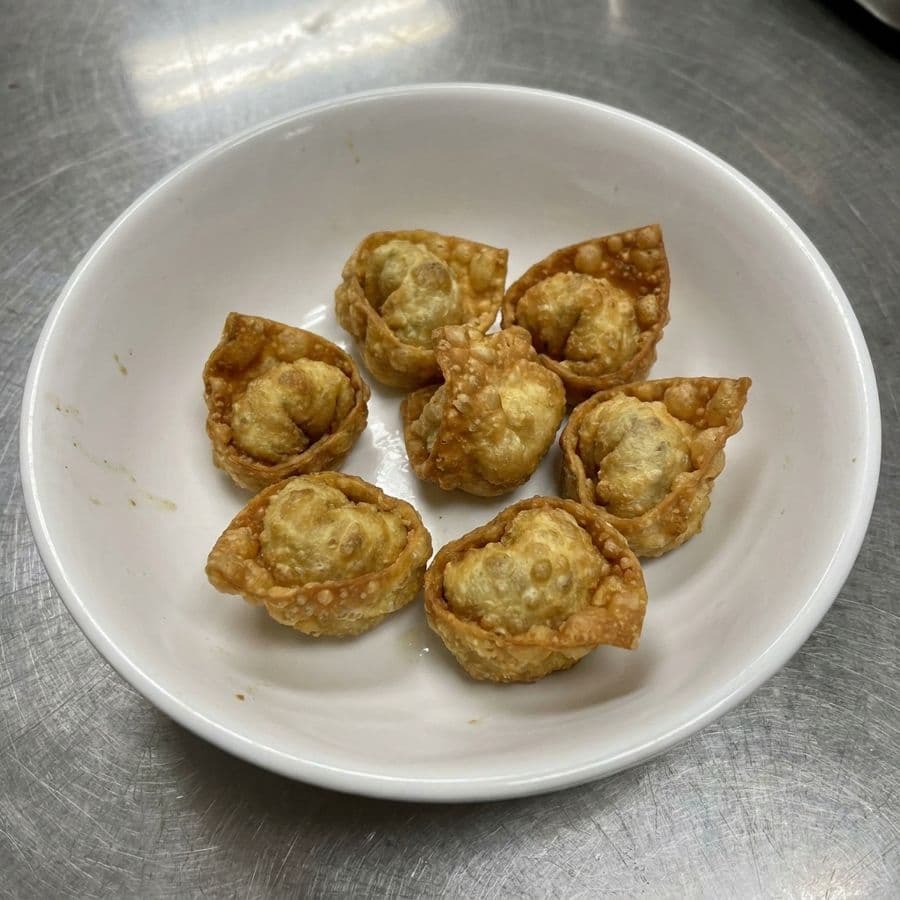 Cream Cheese Wonton / Wonton Pho Mai (6 Pieces)