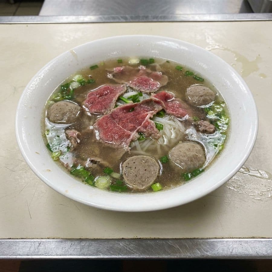 Pho Tai, Bo Vien