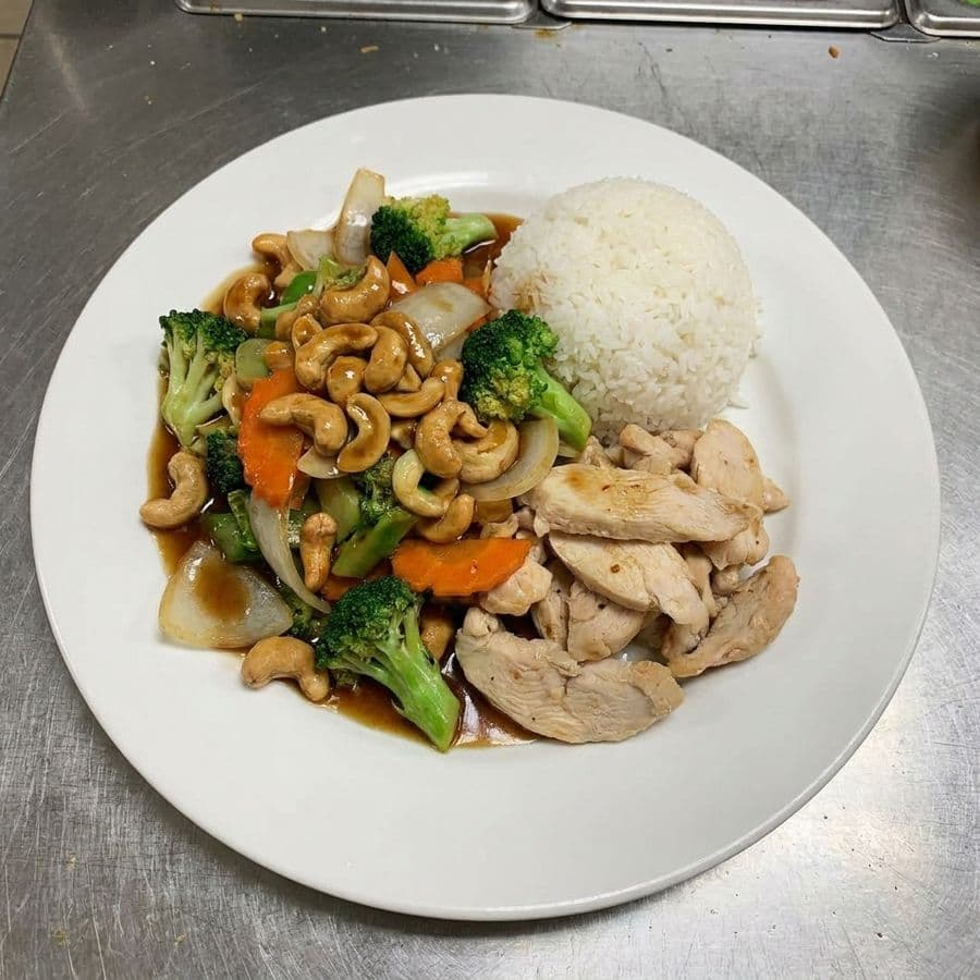 Cashew Stir with Oyster Sauce