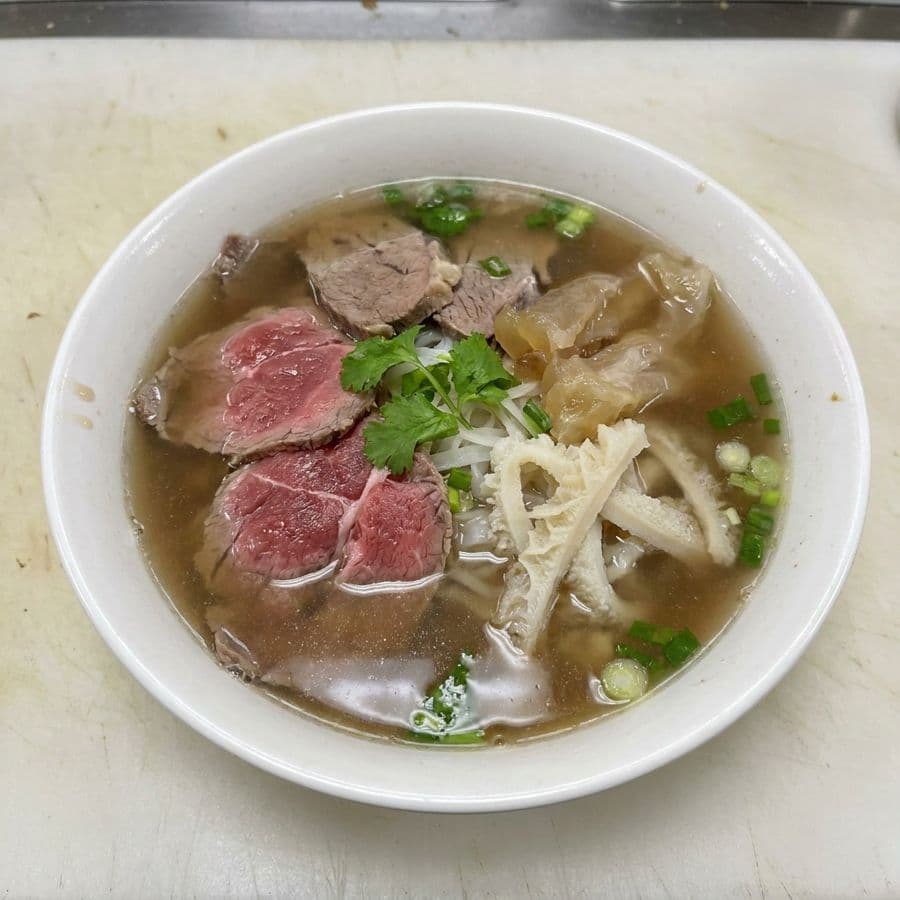 Pho Tai, Nam, Gan, Sach